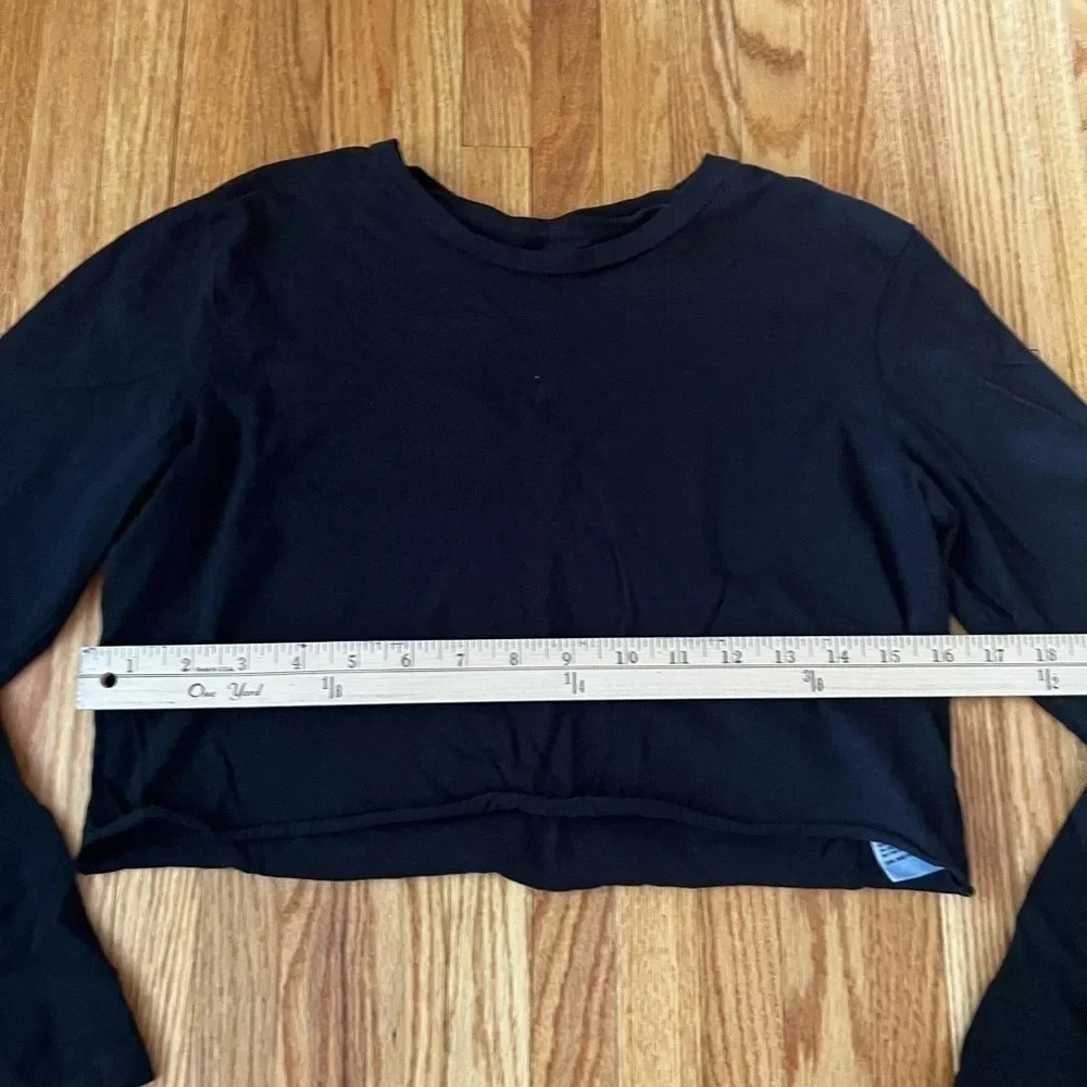 Wild Fable black shirt - Picture 2 of 3